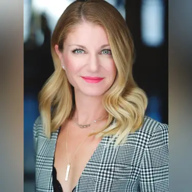 Professional headshot by Chicago headshot photographer Michael Schacht - Portrait 0000