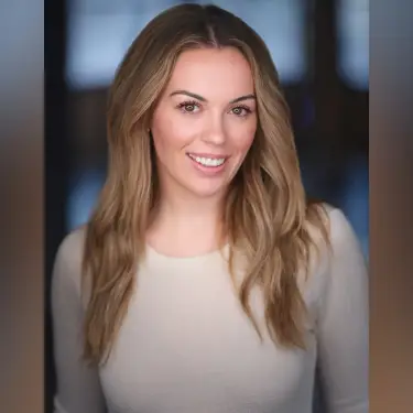 Professional headshot by Chicago headshot photographer Michael Schacht - Portrait 0018