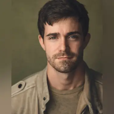 Professional headshot by Chicago headshot photographer Michael Schacht - Portrait 0030