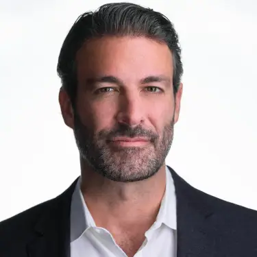 Professional headshot by Chicago headshot photographer Michael Schacht - Portrait 0043