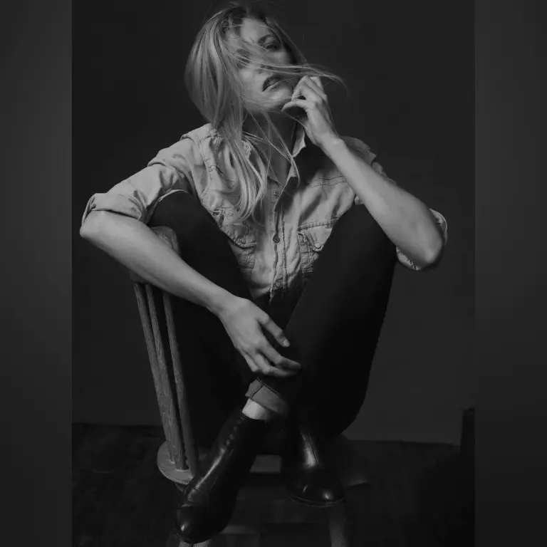 Danielle Maddox Hughlett professional actress headshot in monochrome with contemplative pose in Chicago studio, headshot photographer 312 Elements Headshot Photography | Chicago, IL