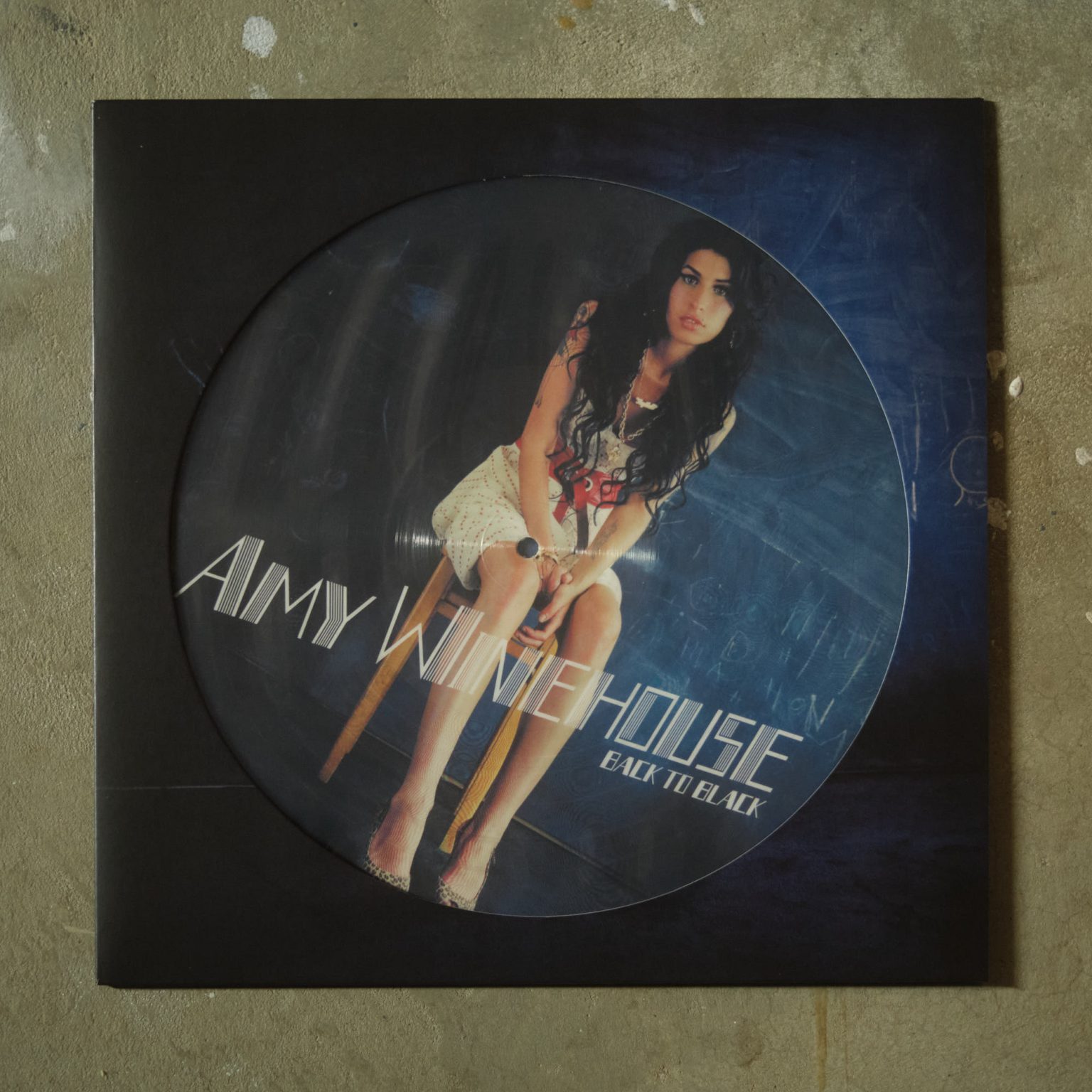 Amy Winehouse "Back to Black" Album Cover