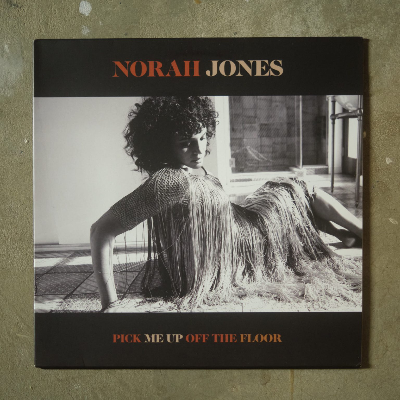 Norah Jones "Pick Me Up Off the Floor" Album Cover